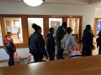 On route to deliver Thanksgiving Turkeys